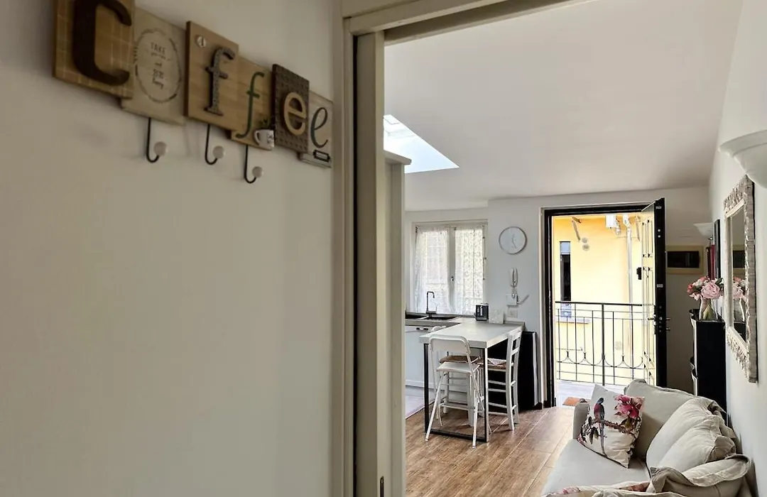 Two-Room Apartment 15 Minutes From The Duomo-1